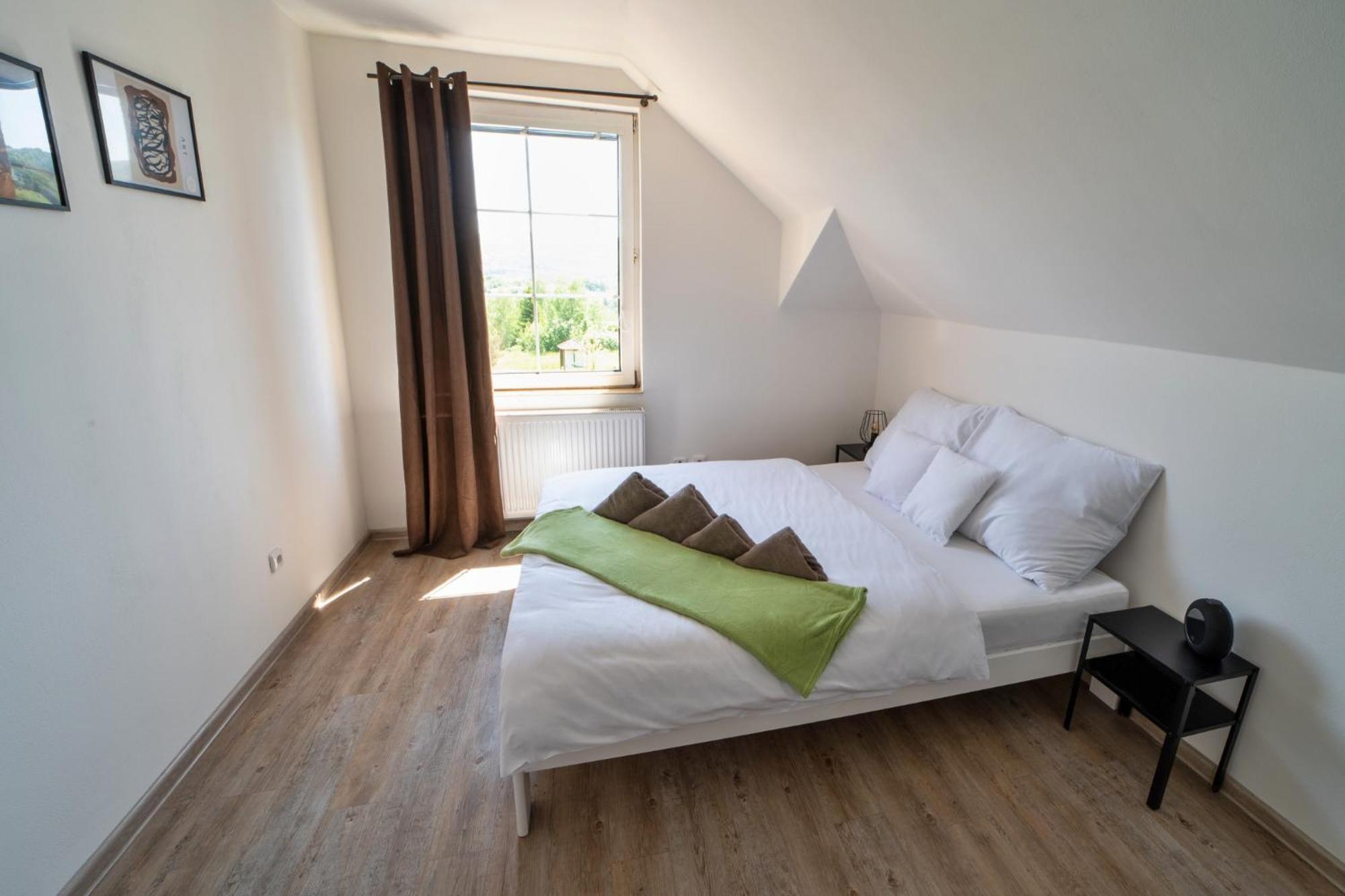 Formule Hotel Perstejn Bagian luar foto