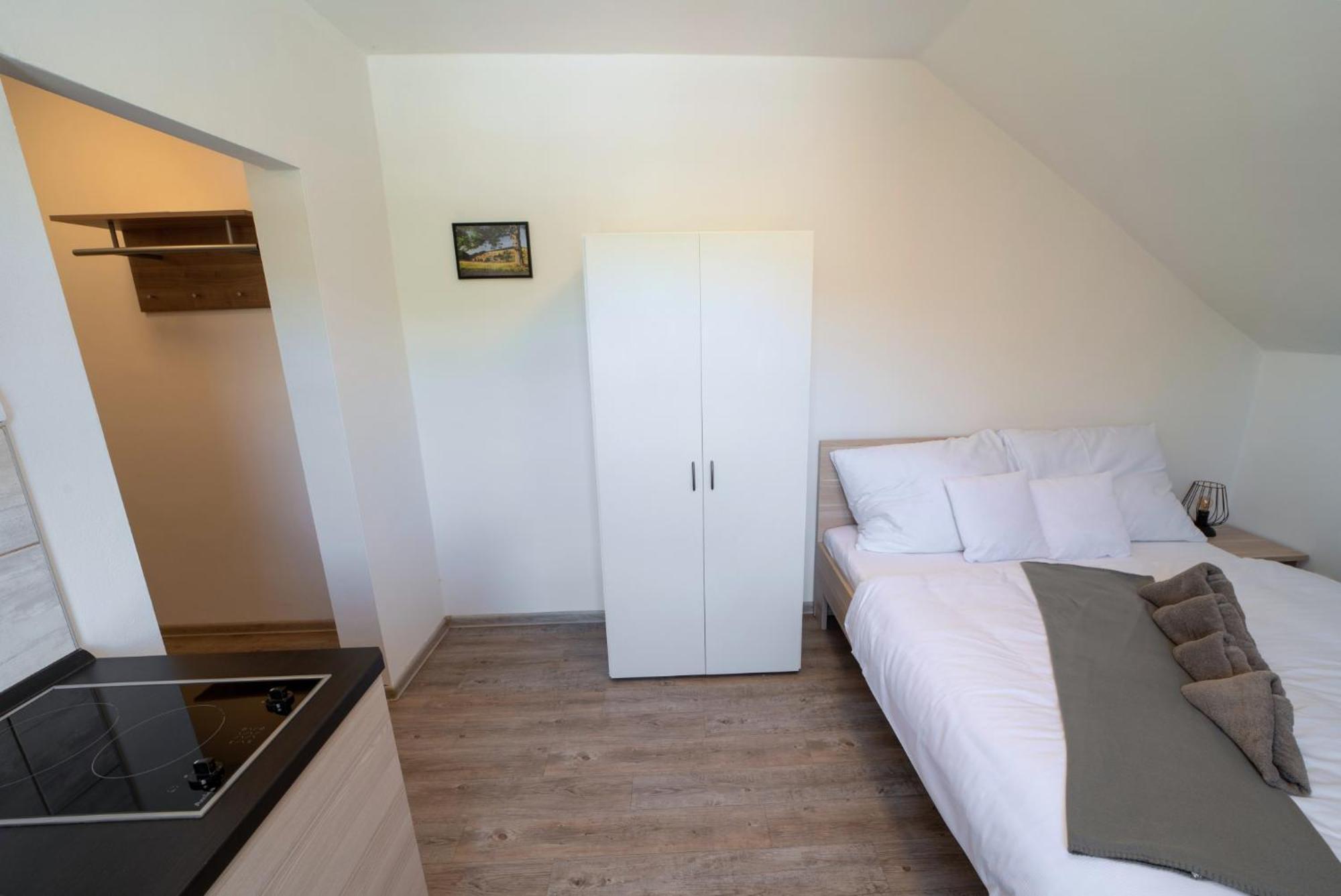 Formule Hotel Perstejn Bagian luar foto
