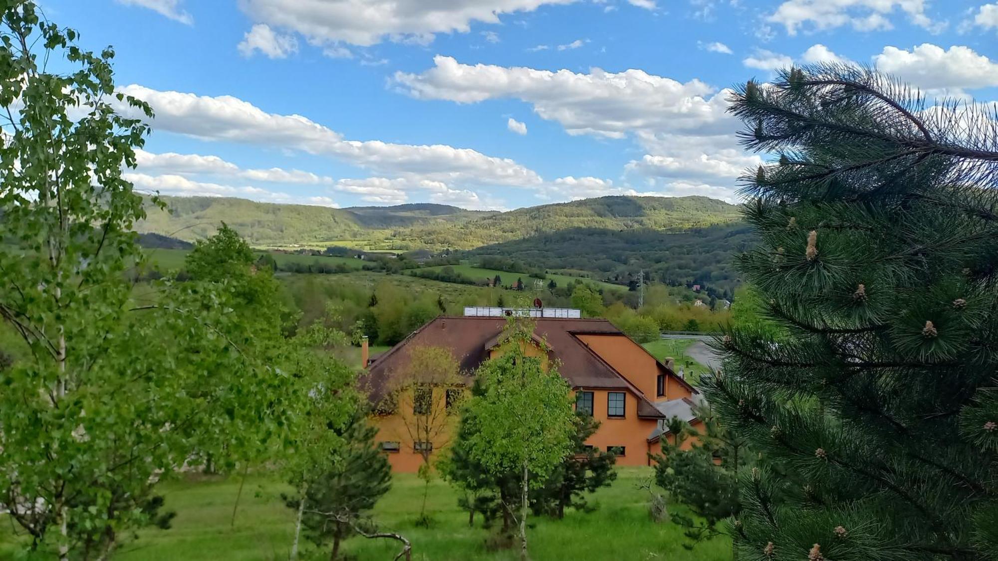 Formule Hotel Perstejn Bagian luar foto
